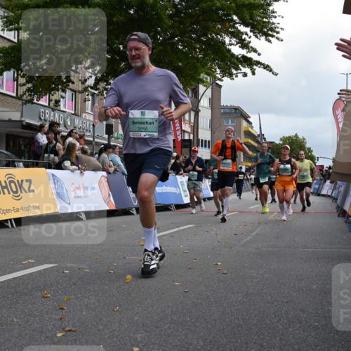20.09.2026 - PSD Bank Halbmarathon J. Mangold http://msf.ph/oto/10525624 20.09.2026 12:05:47 Ziel 1369, 1487, 1834, 2468, 2580, 2692, 2816, 2979, 2991, 3143, 3314, 3402, 3617, 3656, 4166, 4359, 4674 meine-sportfotos.de