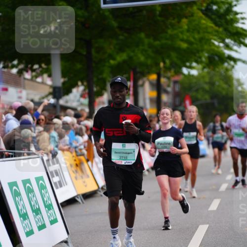 20.09.2026 - PSD Bank Halbmarathon LAZAROV Photography http://msf.ph/oto/10525701 20.09.2026 12:06:39 Ziel 2024, 2684, 2715, 2874, 4266, 4379, 4676 meine-sportfotos.de