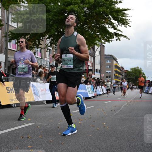 20.09.2026 - PSD Bank Halbmarathon J. Mangold http://msf.ph/oto/10525719 20.09.2026 12:05:54 Ziel 1300, 1834, 1916, 2468, 2580, 2692, 2852, 2979, 2991, 3402, 3617, 3656, 4166, 4359, 4629, 4786 meine-sportfotos.de