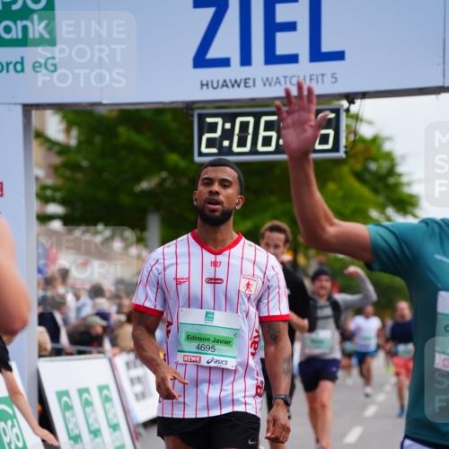 20.09.2026 - PSD Bank Halbmarathon LAZAROV Photography http://msf.ph/oto/10525817 20.09.2026 12:06:46 Ziel 1390, 1695, 2715, 2874, 3450, 4004, 4266, 4379, 4695, 4748, 4775 meine-sportfotos.de