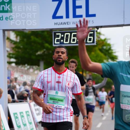 20.09.2026 - PSD Bank Halbmarathon LAZAROV Photography http://msf.ph/oto/10525822 20.09.2026 12:06:46 Ziel 1390, 1695, 2715, 2874, 3450, 4004, 4266, 4379, 4695, 4748, 4775 meine-sportfotos.de