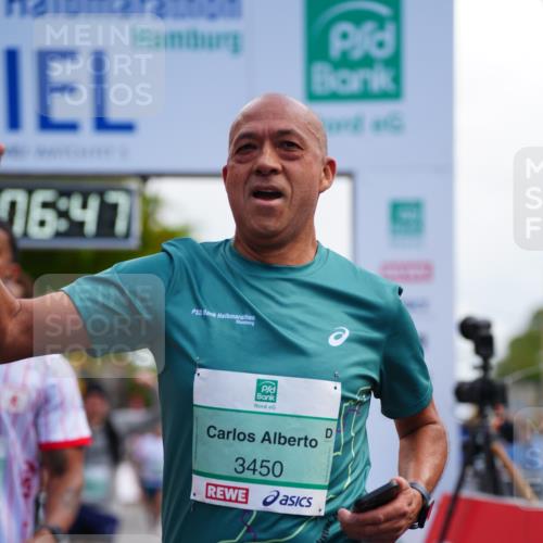 20.09.2026 - PSD Bank Halbmarathon LAZAROV Photography http://msf.ph/oto/10525832 20.09.2026 12:06:46 Ziel 1390, 1695, 2715, 2874, 3450, 4004, 4266, 4379, 4695, 4748, 4775 meine-sportfotos.de