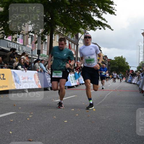 20.09.2026 - PSD Bank Halbmarathon J. Mangold http://msf.ph/oto/10525856 20.09.2026 12:06:19 Ziel 2024, 2684, 4647, 4717 meine-sportfotos.de