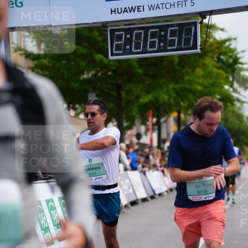 20.09.2026 - PSD Bank Halbmarathon LAZAROV Photography http://msf.ph/oto/10525890 20.09.2026 12:06:50 Ziel 1390, 1695, 2874, 3450, 4004, 4379, 4695, 4748, 4775 meine-sportfotos.de