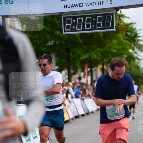 20.09.2026 - PSD Bank Halbmarathon LAZAROV Photography http://msf.ph/oto/10525896 20.09.2026 12:06:50 Ziel 1390, 1695, 2874, 3450, 4004, 4379, 4695, 4748, 4775 meine-sportfotos.de