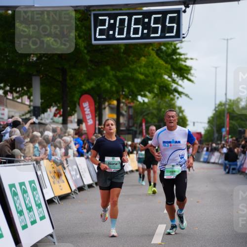 20.09.2026 - PSD Bank Halbmarathon LAZAROV Photography http://msf.ph/oto/10525911 20.09.2026 12:06:54 Ziel 1177, 1390, 4004, 4691, 4748, 4775 meine-sportfotos.de