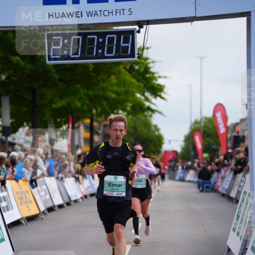 20.09.2026 - PSD Bank Halbmarathon LAZAROV Photography http://msf.ph/oto/10526044 20.09.2026 12:07:04 Ziel 1264, 1381, 2219, 3033, 4007, 4691 meine-sportfotos.de