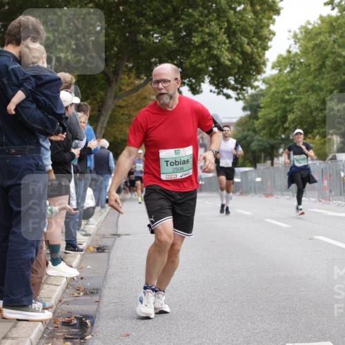 20.09.2026 - PSD Bank Halbmarathon Jannik Wohlers http://msf.ph/oto/10526140 20.09.2026 12:04:45 Laufen 2508 meine-sportfotos.de
