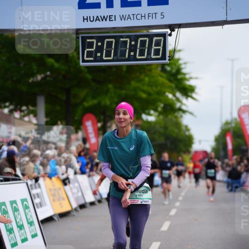20.09.2026 - PSD Bank Halbmarathon LAZAROV Photography http://msf.ph/oto/10526170 20.09.2026 12:07:08 Ziel 1264, 1368, 1381, 2219, 3033, 3373 meine-sportfotos.de