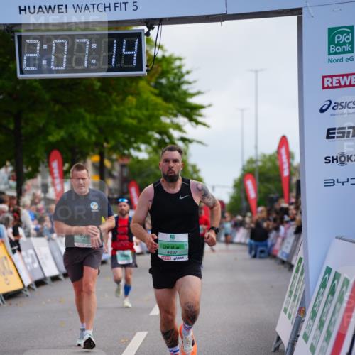 20.09.2026 - PSD Bank Halbmarathon LAZAROV Photography http://msf.ph/oto/10526272 20.09.2026 12:07:14 Ziel 1368, 1381, 3033, 3373, 3648, 4124, 4637 meine-sportfotos.de