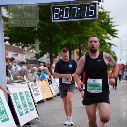 20.09.2026 - PSD Bank Halbmarathon LAZAROV Photography http://msf.ph/oto/10526282 20.09.2026 12:07:14 Ziel 1368, 1381, 3033, 3373, 3648, 4124, 4637 meine-sportfotos.de