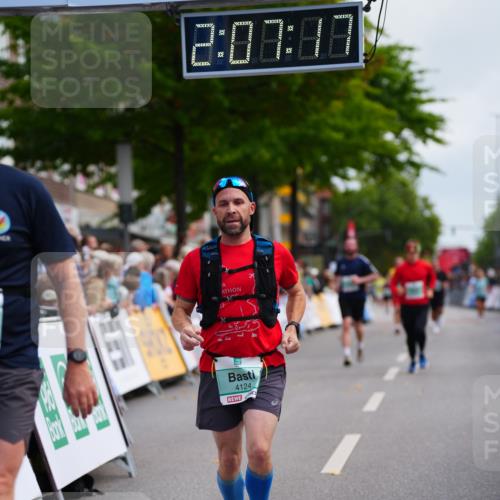 20.09.2026 - PSD Bank Halbmarathon LAZAROV Photography http://msf.ph/oto/10526317 20.09.2026 12:07:17 Ziel 1368, 1415, 3373, 3648, 4124, 4637 meine-sportfotos.de