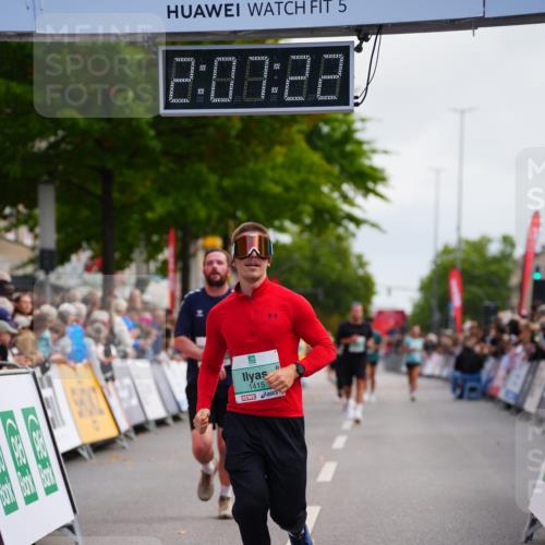 20.09.2026 - PSD Bank Halbmarathon LAZAROV Photography http://msf.ph/oto/10526370 20.09.2026 12:07:21 Ziel 1415, 3493, 3648, 4124, 4637 meine-sportfotos.de