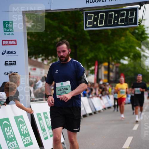 20.09.2026 - PSD Bank Halbmarathon LAZAROV Photography http://msf.ph/oto/10526417 20.09.2026 12:07:23 Ziel 1089, 1415, 3493, 3648, 4124 meine-sportfotos.de