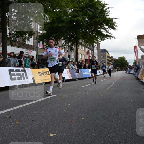 20.09.2026 - PSD Bank Halbmarathon J. Mangold http://msf.ph/oto/10526616 20.09.2026 12:08:01 Ziel 1886, 2298, 2340, 2875, 2905, 2970, 3128, 3130, 3466, 3753 meine-sportfotos.de