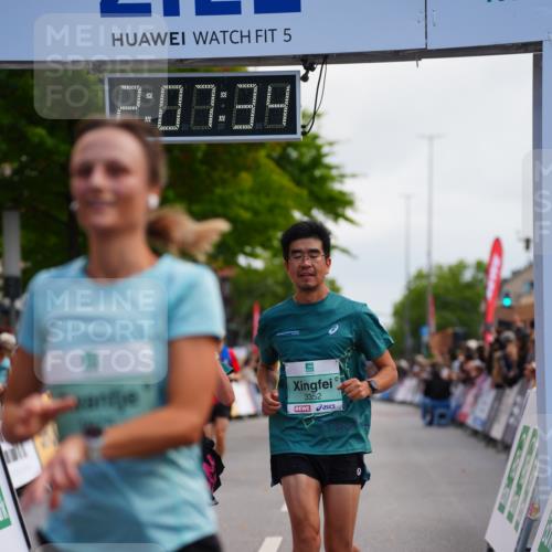 20.09.2026 - PSD Bank Halbmarathon LAZAROV Photography http://msf.ph/oto/10526632 20.09.2026 12:07:34 Ziel 1089, 1376, 1875, 2190, 2559, 2796, 3352, 3667, 4424 meine-sportfotos.de