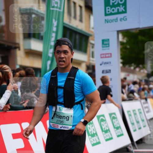 20.09.2026 - PSD Bank Halbmarathon LAZAROV Photography http://msf.ph/oto/10526695 20.09.2026 12:07:37 Ziel 1376, 1522, 1875, 2559, 2796, 3352, 3667, 4424 meine-sportfotos.de