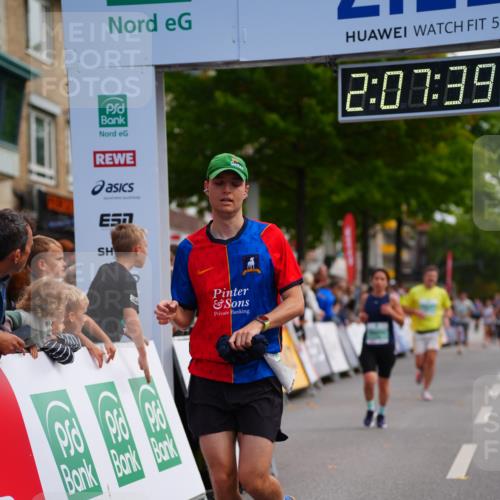 20.09.2026 - PSD Bank Halbmarathon LAZAROV Photography http://msf.ph/oto/10526710 20.09.2026 12:07:39 Ziel 1376, 1522, 1622, 1875, 2652, 2796, 3352, 3667, 4424 meine-sportfotos.de