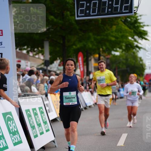 20.09.2026 - PSD Bank Halbmarathon LAZAROV Photography http://msf.ph/oto/10526742 20.09.2026 12:07:41 Ziel 1522, 1622, 1968, 2652, 2796, 3352, 3667, 4424 meine-sportfotos.de