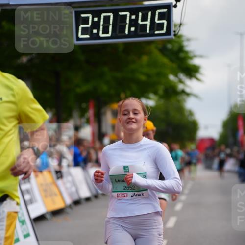 20.09.2026 - PSD Bank Halbmarathon LAZAROV Photography http://msf.ph/oto/10526839 20.09.2026 12:07:44 Ziel 1522, 1622, 1968, 2652, 4424 meine-sportfotos.de