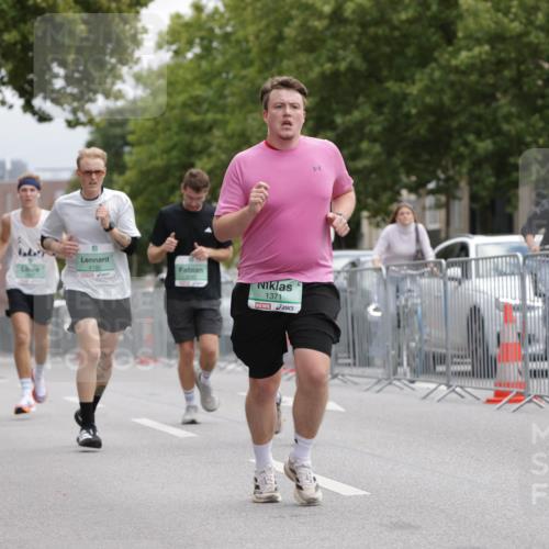 20.09.2026 - PSD Bank Halbmarathon Jannik Wohlers http://msf.ph/oto/10526877 20.09.2026 12:06:15 Laufen 2237, 667, 4182, 1371 meine-sportfotos.de