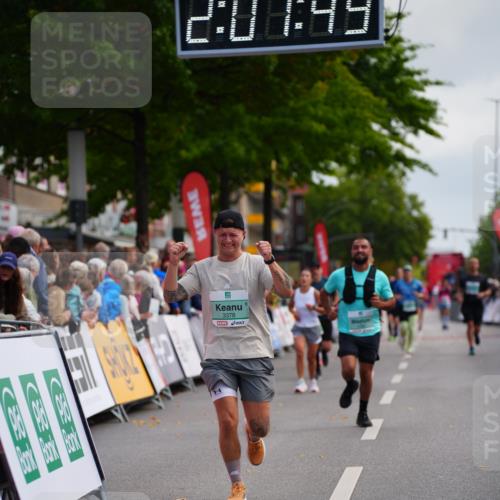 20.09.2026 - PSD Bank Halbmarathon LAZAROV Photography http://msf.ph/oto/10526893 20.09.2026 12:07:49 Ziel 1522, 1600, 1622, 1705, 1968, 2652, 3378 meine-sportfotos.de