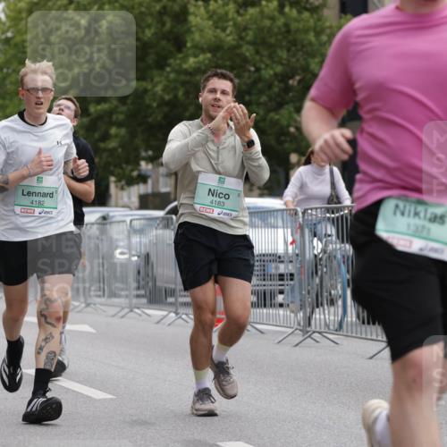 20.09.2026 - PSD Bank Halbmarathon Jannik Wohlers http://msf.ph/oto/10526898 20.09.2026 12:06:17 Laufen 4182, 4183, 1371 meine-sportfotos.de