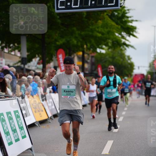 20.09.2026 - PSD Bank Halbmarathon LAZAROV Photography http://msf.ph/oto/10526906 20.09.2026 12:07:49 Ziel 1522, 1600, 1622, 1705, 1968, 2652, 3378 meine-sportfotos.de