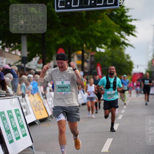 20.09.2026 - PSD Bank Halbmarathon LAZAROV Photography http://msf.ph/oto/10526922 20.09.2026 12:07:49 Ziel 1522, 1600, 1622, 1705, 1968, 2652, 3378 meine-sportfotos.de