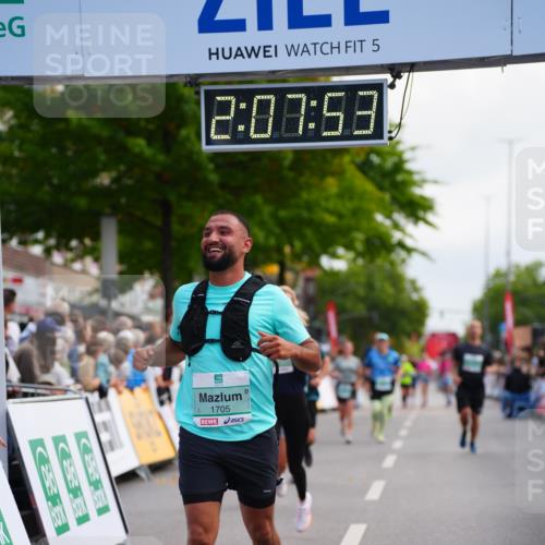 20.09.2026 - PSD Bank Halbmarathon LAZAROV Photography http://msf.ph/oto/10526983 20.09.2026 12:07:52 Ziel 1600, 1705, 1968, 3219, 3378, 4776 meine-sportfotos.de