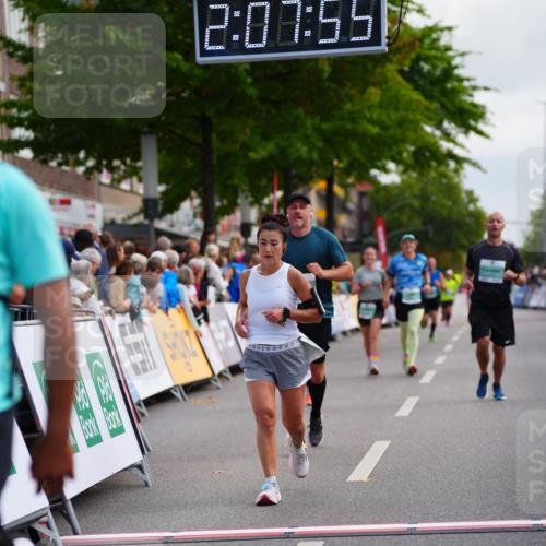 20.09.2026 - PSD Bank Halbmarathon LAZAROV Photography http://msf.ph/oto/10526997 20.09.2026 12:07:54 Ziel 1238, 1600, 1705, 2173, 3219, 3378, 4776 meine-sportfotos.de