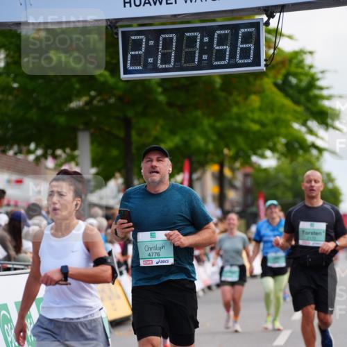 20.09.2026 - PSD Bank Halbmarathon LAZAROV Photography http://msf.ph/oto/10527035 20.09.2026 12:07:56 Ziel 1238, 1600, 1705, 2173, 3219, 3378, 3486, 3487, 4776 meine-sportfotos.de