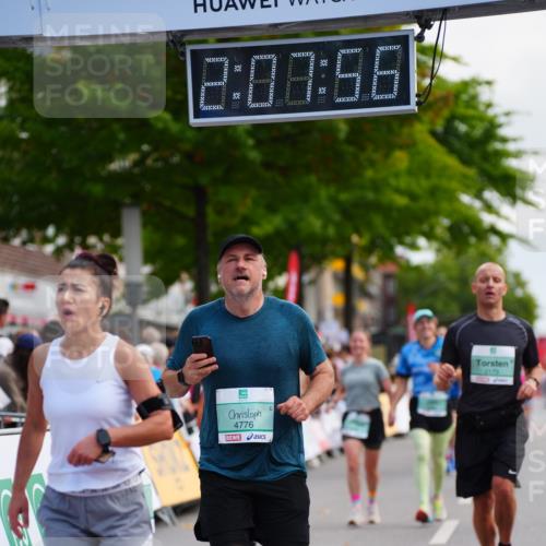 20.09.2026 - PSD Bank Halbmarathon LAZAROV Photography http://msf.ph/oto/10527040 20.09.2026 12:07:56 Ziel 1238, 1600, 1705, 2173, 3219, 3378, 3486, 3487, 4776 meine-sportfotos.de