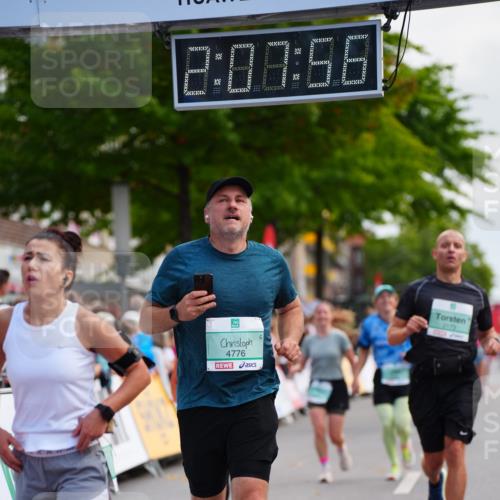 20.09.2026 - PSD Bank Halbmarathon LAZAROV Photography http://msf.ph/oto/10527055 20.09.2026 12:07:56 Ziel 1238, 1600, 1705, 2173, 3219, 3378, 3486, 3487, 4776 meine-sportfotos.de