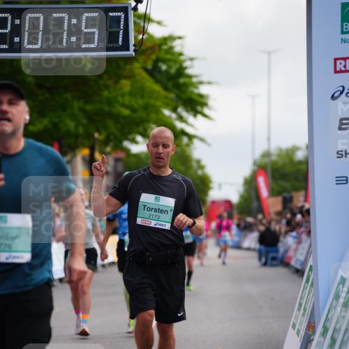 20.09.2026 - PSD Bank Halbmarathon LAZAROV Photography http://msf.ph/oto/10527077 20.09.2026 12:07:57 Ziel 1238, 1600, 1705, 2173, 3219, 3378, 3486, 3487, 4776 meine-sportfotos.de