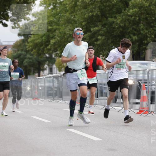 20.09.2026 - PSD Bank Halbmarathon Jannik Wohlers http://msf.ph/oto/10527124 20.09.2026 12:06:57 Laufen 1618, 1546, 3199 meine-sportfotos.de