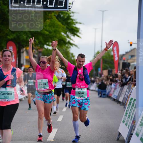 20.09.2026 - PSD Bank Halbmarathon LAZAROV Photography http://msf.ph/oto/10527372 20.09.2026 12:08:09 Ziel 1228, 2499, 2875, 3128, 3130, 3466, 3753, 4502 meine-sportfotos.de
