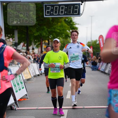 20.09.2026 - PSD Bank Halbmarathon LAZAROV Photography http://msf.ph/oto/10527441 20.09.2026 12:08:13 Ziel 1228, 1886, 2340, 2875, 2905, 2970, 3128, 3130, 3466, 3753 meine-sportfotos.de