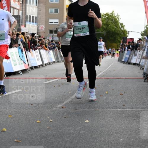 20.09.2026 - PSD Bank Halbmarathon J. Mangold http://msf.ph/oto/10527535 20.09.2026 12:09:37 Ziel 1772, 1923, 2004, 4185, 4196, 4703 meine-sportfotos.de