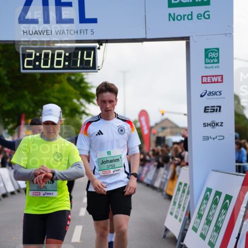 20.09.2026 - PSD Bank Halbmarathon LAZAROV Photography http://msf.ph/oto/10527627 20.09.2026 12:08:14 Ziel 1228, 1886, 2340, 2875, 2905, 2970, 3128, 3130, 3466, 3753 meine-sportfotos.de