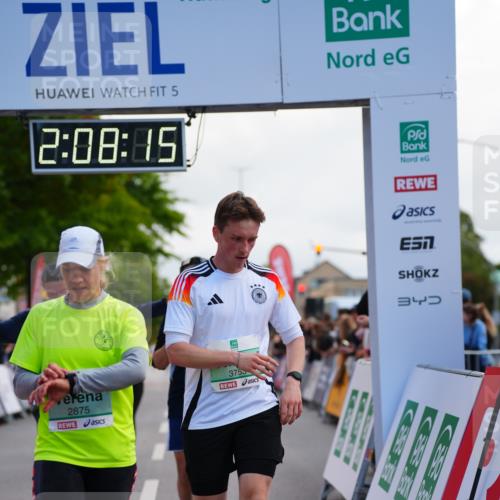 20.09.2026 - PSD Bank Halbmarathon LAZAROV Photography http://msf.ph/oto/10527651 20.09.2026 12:08:14 Ziel 1228, 1886, 2340, 2875, 2905, 2970, 3128, 3130, 3466, 3753 meine-sportfotos.de