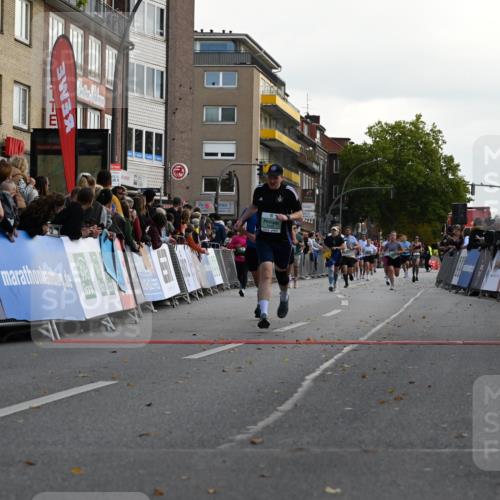 20.09.2026 - PSD Bank Halbmarathon J. Mangold http://msf.ph/oto/10527674 20.09.2026 12:09:45 Ziel 2018, 2434, 2599, 4196, 4703 meine-sportfotos.de