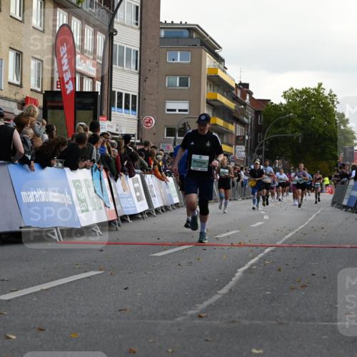 20.09.2026 - PSD Bank Halbmarathon J. Mangold http://msf.ph/oto/10527688 20.09.2026 12:09:46 Ziel 2018, 2434, 2497, 2599, 4196, 4703 meine-sportfotos.de