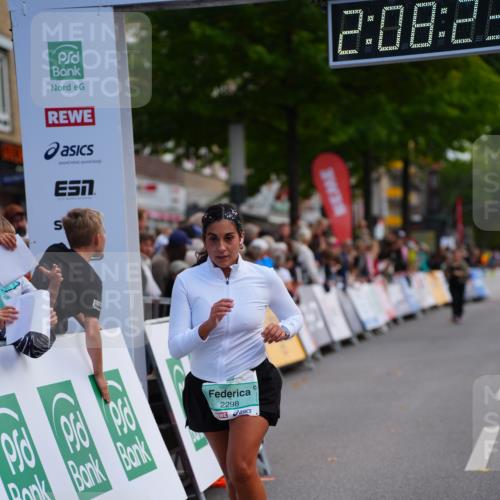 20.09.2026 - PSD Bank Halbmarathon LAZAROV Photography http://msf.ph/oto/10527800 20.09.2026 12:08:22 Ziel 1886, 2298, 2340, 2905, 2970 meine-sportfotos.de