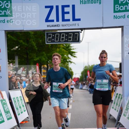 20.09.2026 - PSD Bank Halbmarathon LAZAROV Photography http://msf.ph/oto/10528064 20.09.2026 12:08:37 Ziel 1229, 2478, 2941 meine-sportfotos.de