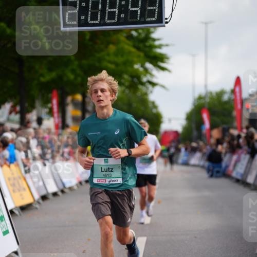 20.09.2026 - PSD Bank Halbmarathon LAZAROV Photography http://msf.ph/oto/10528125 20.09.2026 12:08:42 Ziel 1229, 2478, 2522, 2941, 4613 meine-sportfotos.de