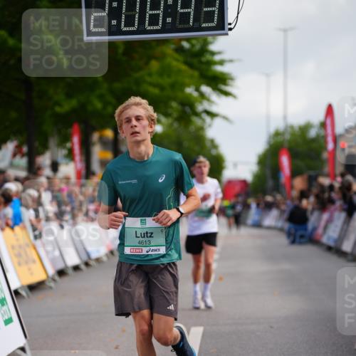 20.09.2026 - PSD Bank Halbmarathon LAZAROV Photography http://msf.ph/oto/10528135 20.09.2026 12:08:43 Ziel 1229, 2478, 2522, 2941, 4613 meine-sportfotos.de