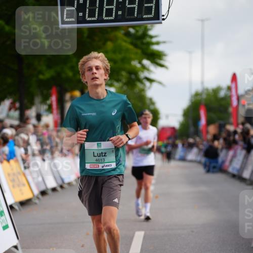 20.09.2026 - PSD Bank Halbmarathon LAZAROV Photography http://msf.ph/oto/10528142 20.09.2026 12:08:43 Ziel 1229, 2478, 2522, 2941, 4613 meine-sportfotos.de