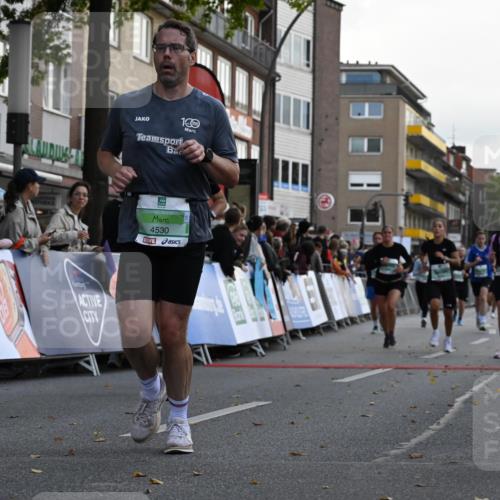 20.09.2026 - PSD Bank Halbmarathon J. Mangold http://msf.ph/oto/10528204 20.09.2026 12:10:42 Ziel 1569, 1756, 2072, 2335, 3122, 3344, 3396, 3475, 3680, 3752, 3877, 4083, 4186, 4530 meine-sportfotos.de