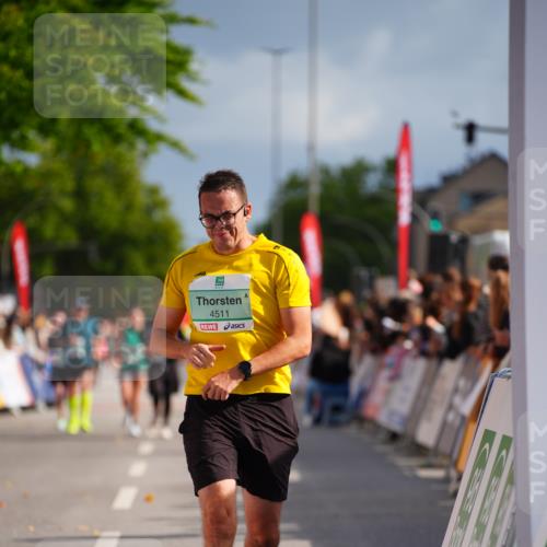 20.09.2026 - PSD Bank Halbmarathon LAZAROV Photography http://msf.ph/oto/10528216 20.09.2026 12:08:52 Ziel 2522, 4511 meine-sportfotos.de